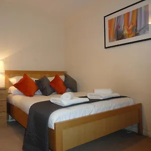 Redmarley House By Cliftonvalley Holiday home